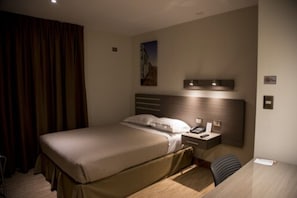 Double Room, Ocean View | In-room safe, desk, blackout curtains, free WiFi - Hotel Alto del Sol Plaza Mejillones (Mejillones)