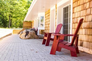 Suite, 1 Schlafzimmer, Terrasse, Erdgeschoss | Kostenloses WLAN
