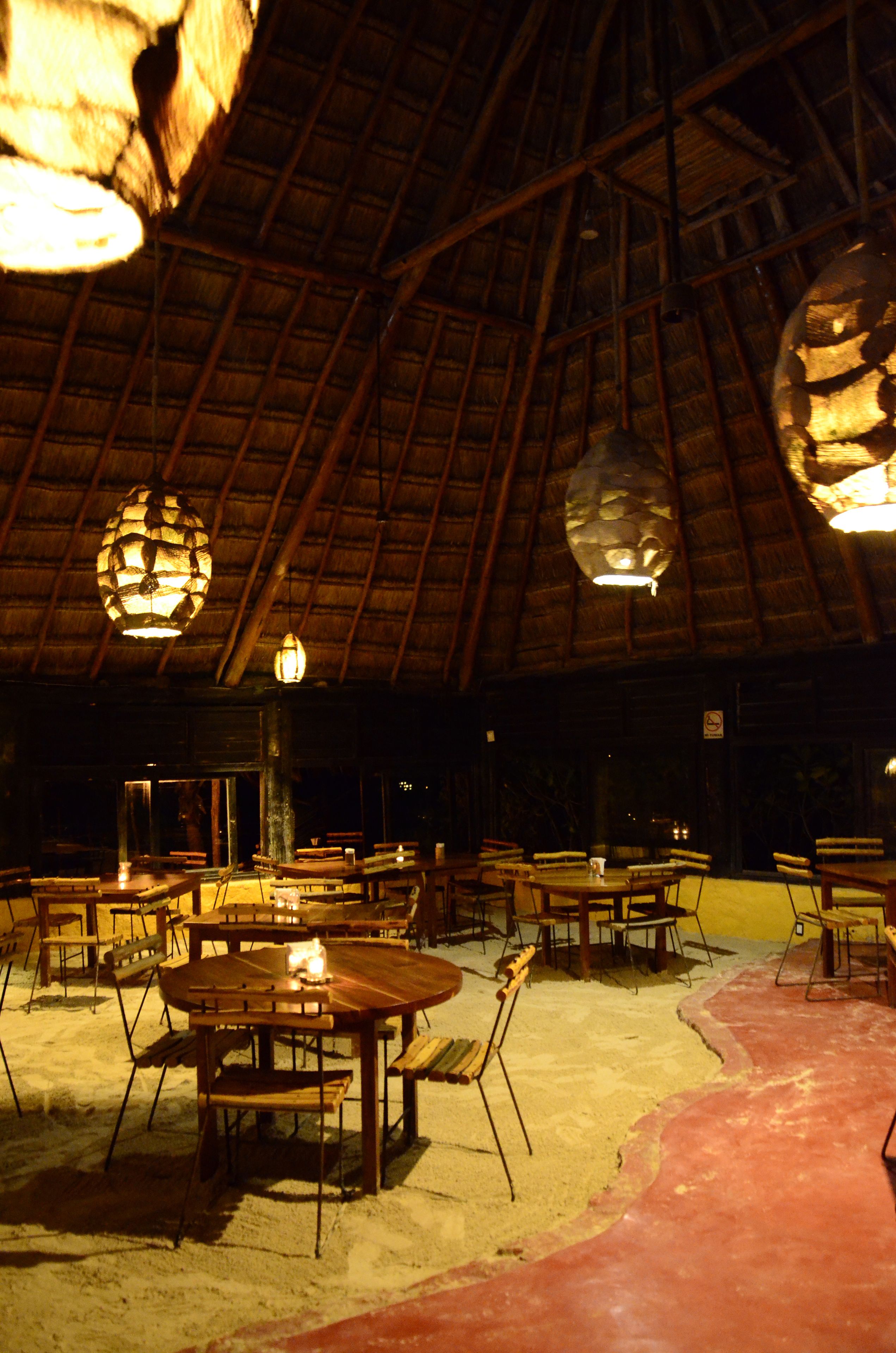 breakfast, lunch, dinner served; international cuisine