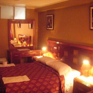 Double Room | Individually decorated, desk, iron/ironing board, rollaway beds