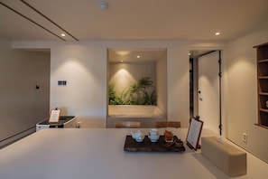 Premier Party Spa Room, Pet-Friendly | Servicio a la habitación