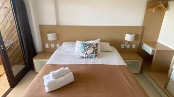 Basic Apartment, Partial Sea View | 1 bedroom, minibar