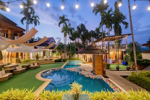 Exclusive Villa | Living area | Flat-screen TV, Netflix, pay films