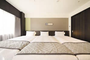 Desk, soundproofing, free WiFi, bed sheets - Richmond Hotel Higashi Osaka (Higashi-osaka)