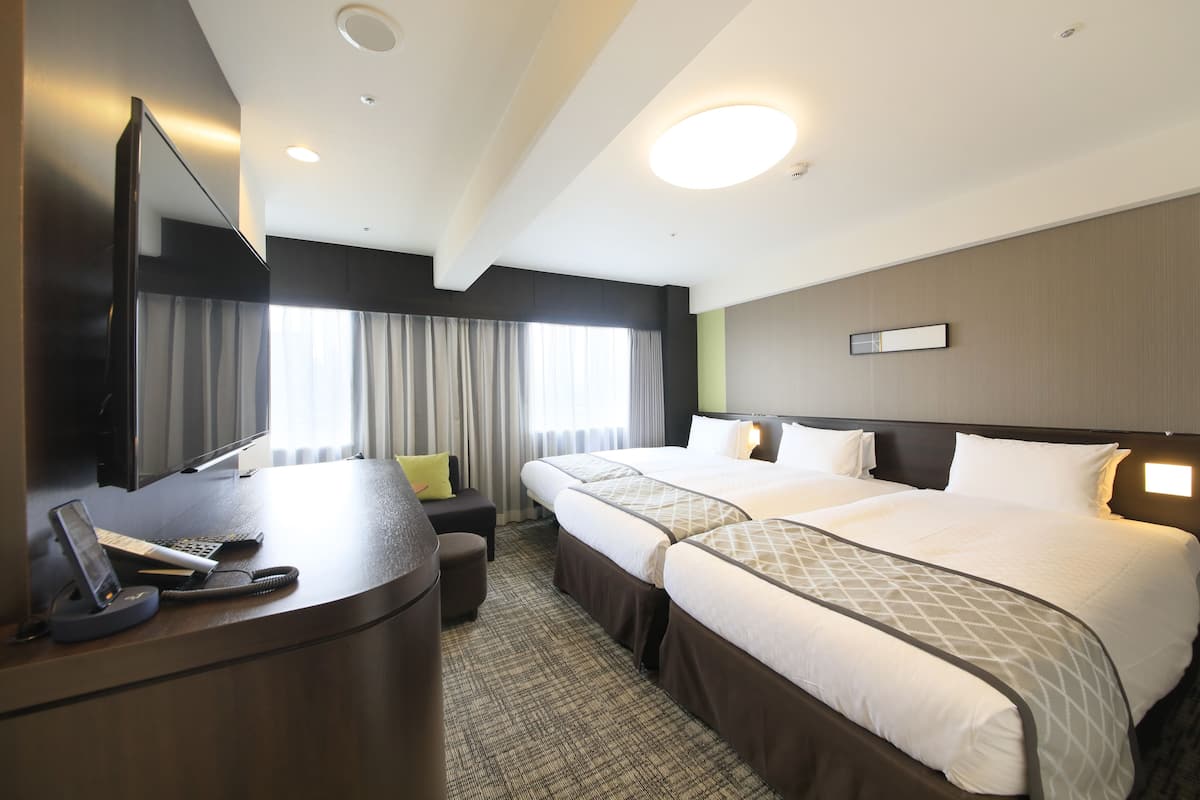 1 bilik tidur, meja, kalis bunyi, Wi-fi percuma