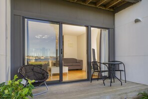 Individually decorated, individually furnished, free WiFi, bed sheets - Aqua Soleil Villas (Whitianga)