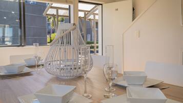 ๋น๋ผ | ๊ฐ์ค ๋ด ์์ฌ ๊ณต๊ฐ