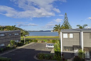 Villa 25 | Individually decorated, individually furnished, free WiFi, bed sheets - Aqua Soleil Villas (Whitianga)