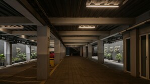 Ubetjent parkering (inkludert)