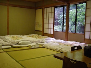 Traditionele kamer, niet-roken (Tatami Room) | Een bureau, gratis wifi