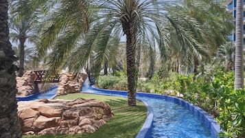 Children’s play area – outdoor