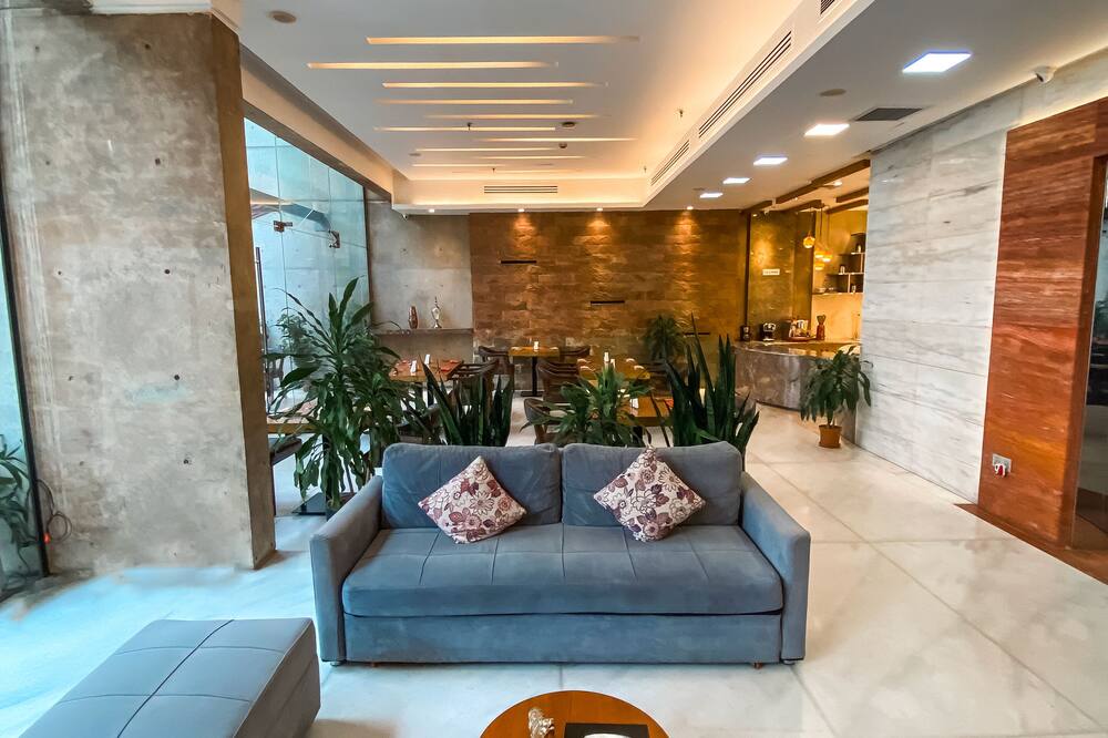 Coventina Lake Suites