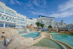 Premium bedding, WiFi, bed sheets - Sol Beach Samcheok (Samcheok)