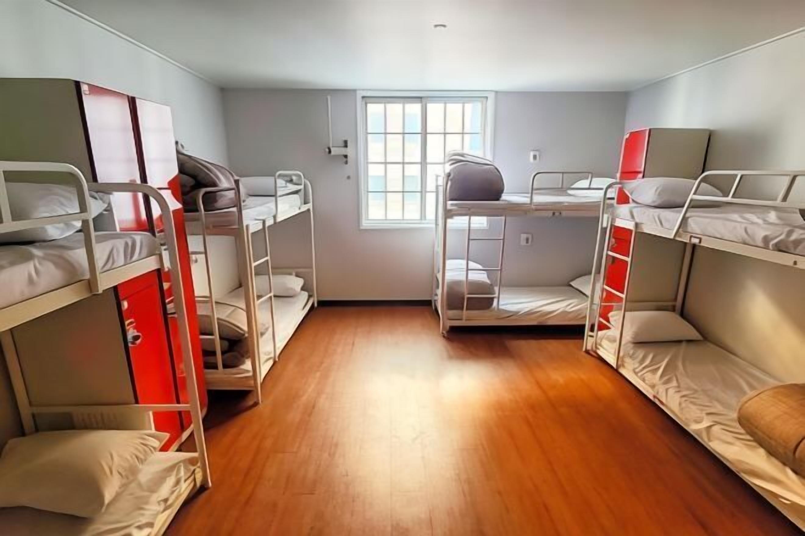 Insonorización, wifi gratis y ropa de cama 
