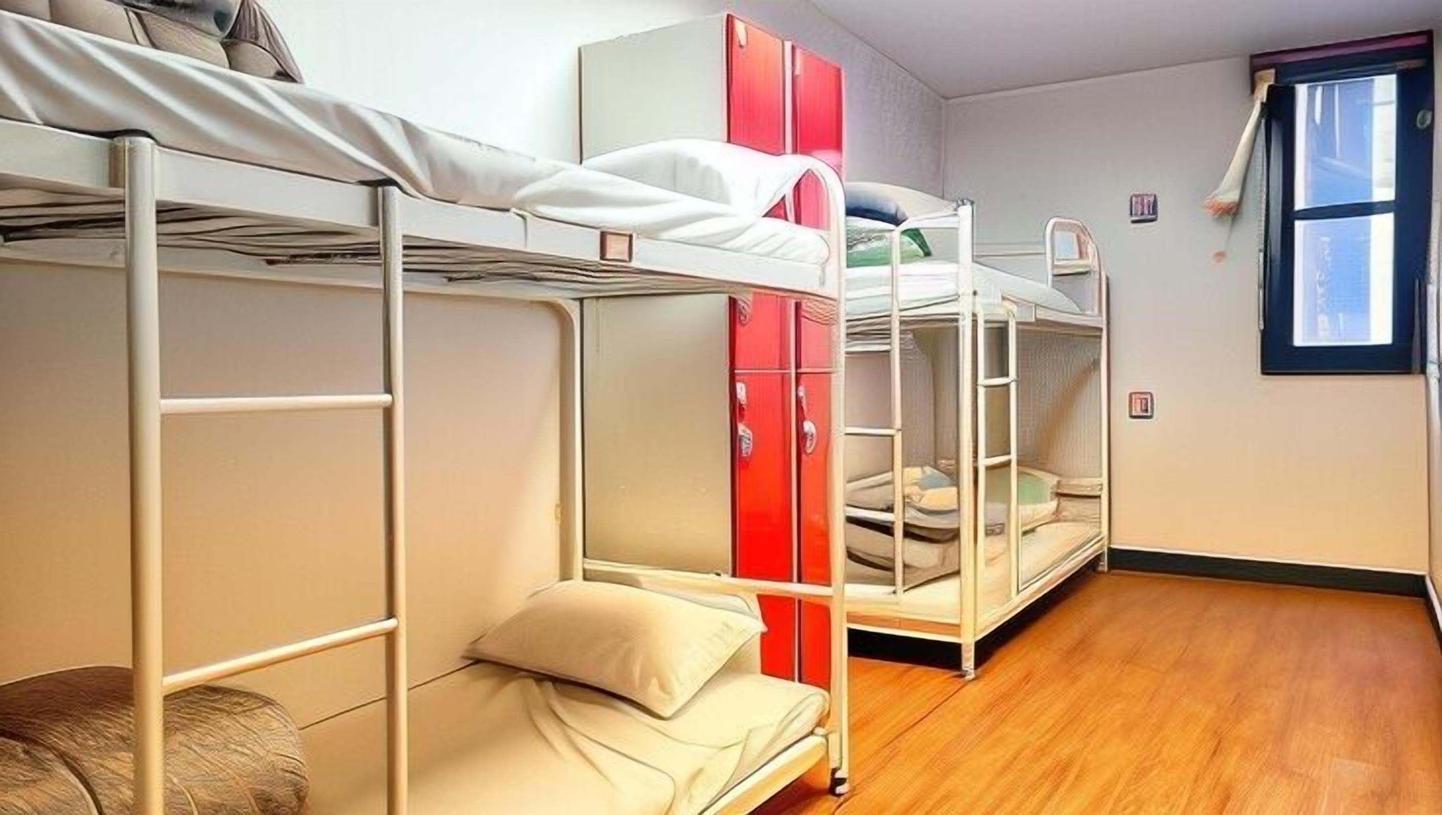 Insonorización, wifi gratis y ropa de cama 
