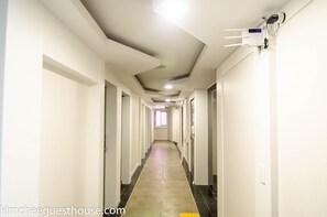 Interior - Kimchee Busan Downtown Guesthouse - Hostel (Busan)