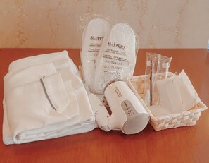 Tallelokero huoneessa, työpöytä