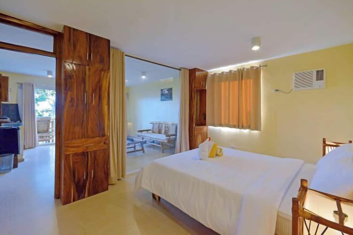 In-room safe, individually decorated, blackout curtains
