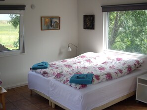 Suíte família | Escrivaninha, camas extras/dobráveis (sobretaxa), Wi-Fi de cortesia