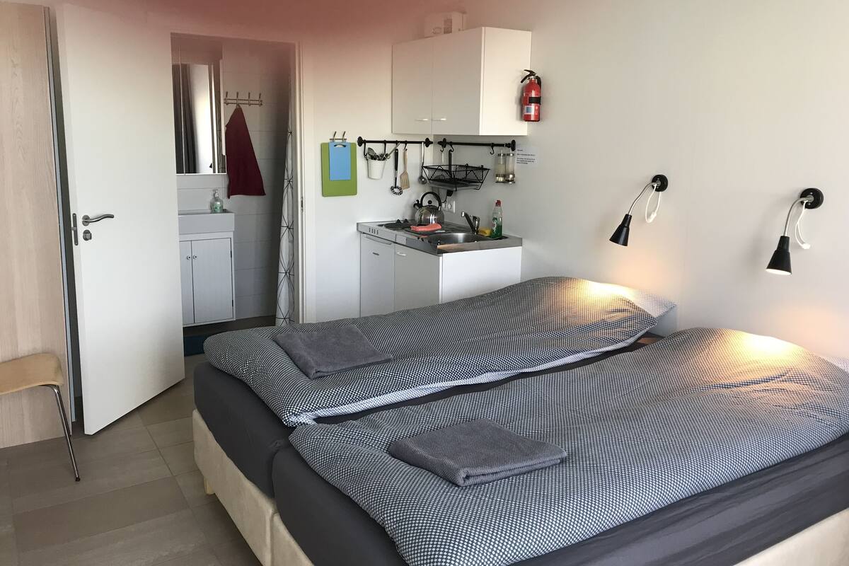 Desk, free WiFi, bed sheets