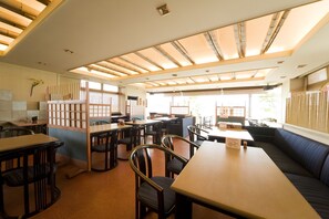 Breakfast, lunch and dinner served - Fujinoya Yutei (Fuefuki)