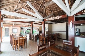 Breakfast, lunch, dinner served; Filipino cuisine  - Panglao Grande Resort (Panglao)