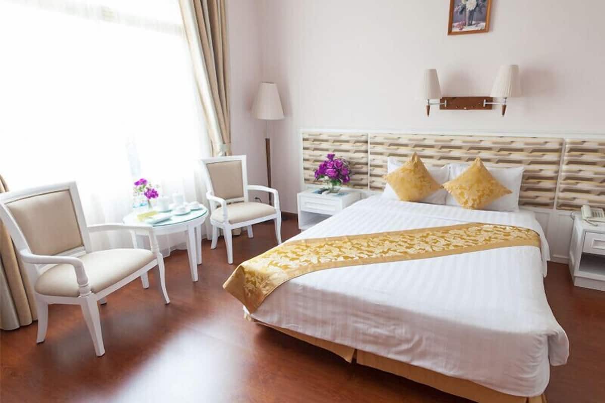 Chambre Deluxe, 1 lit double | 1 chambre, minibar, bureau, rideaux occultants