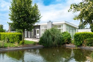 Chalet (Pavilion 4) | Babybetten, Bettwäsche