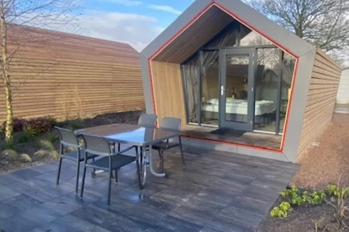 2 camere, con stile personalizzato, con arredamento individuale
