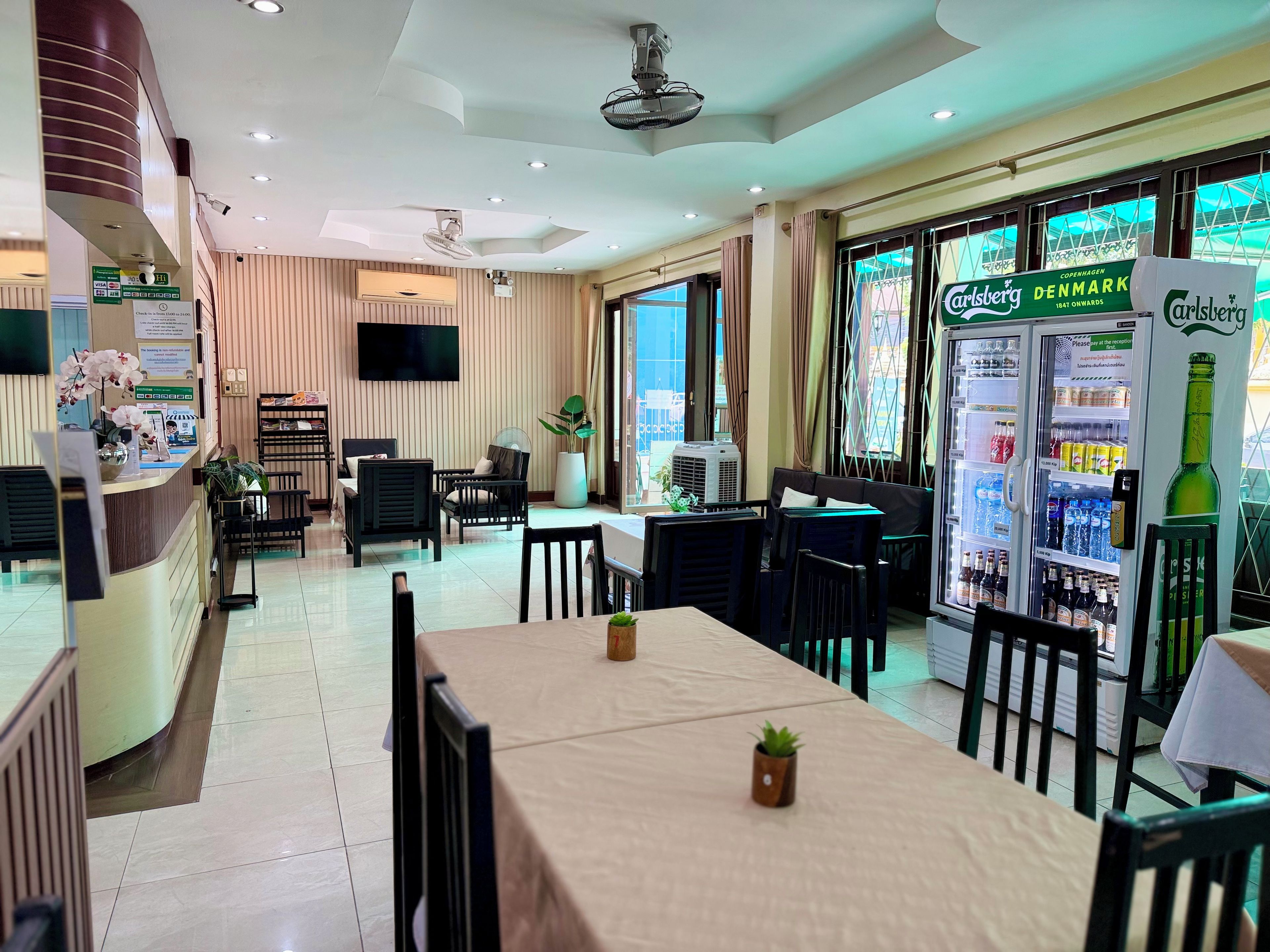 Khu tiếp khách ở sảnh