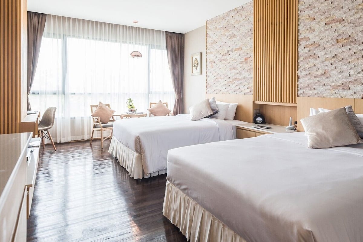 In-room safe, desk, blackout curtains, soundproofing