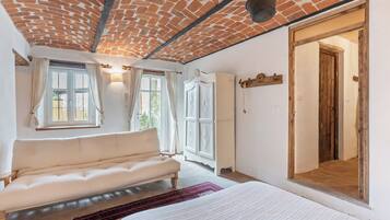 Suite Superior | Biancheria da letto di alta qualità, minibar