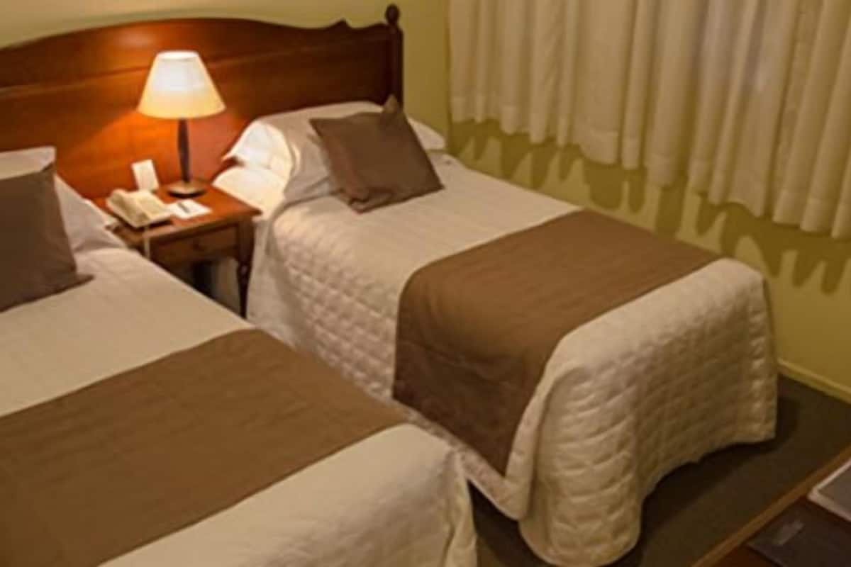 standard double room (twin) | minibar, desk, blackout curtains, free cots/infant beds