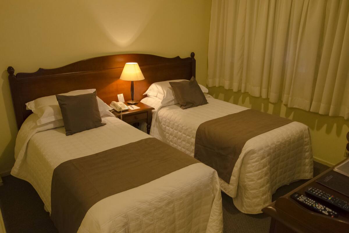 Standard Double Room (Twin)