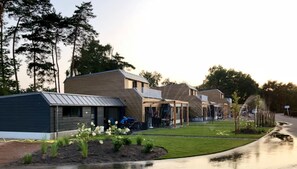 Apartament | Decoració individual, mobiliari individual i wifi gratuïta