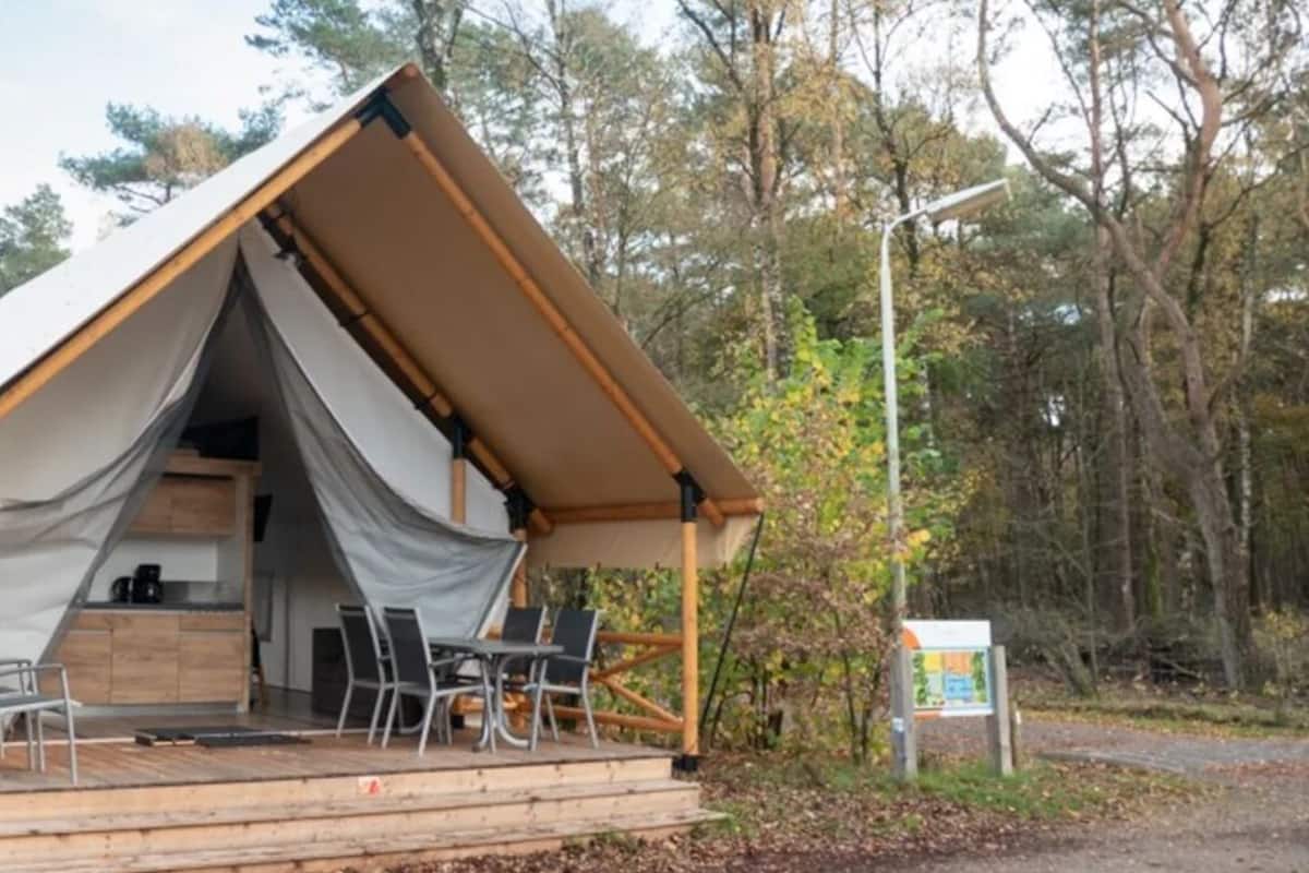 Kiezel Lodge XL 6 | 3 bedrooms, individually decorated, individually furnished, free WiFi
