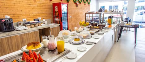 Frokostbuffé er inkludert hver dag