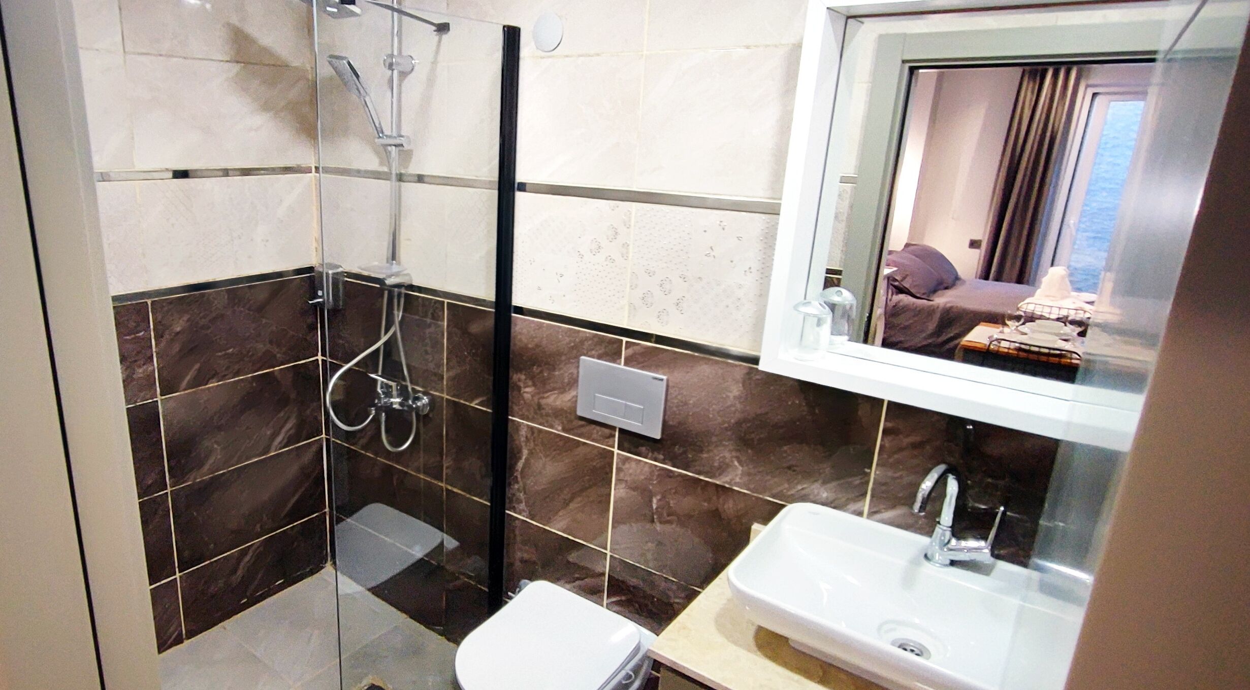 basement bodrum suite | bathroom | shower, free toiletries, hair dryer, slippers