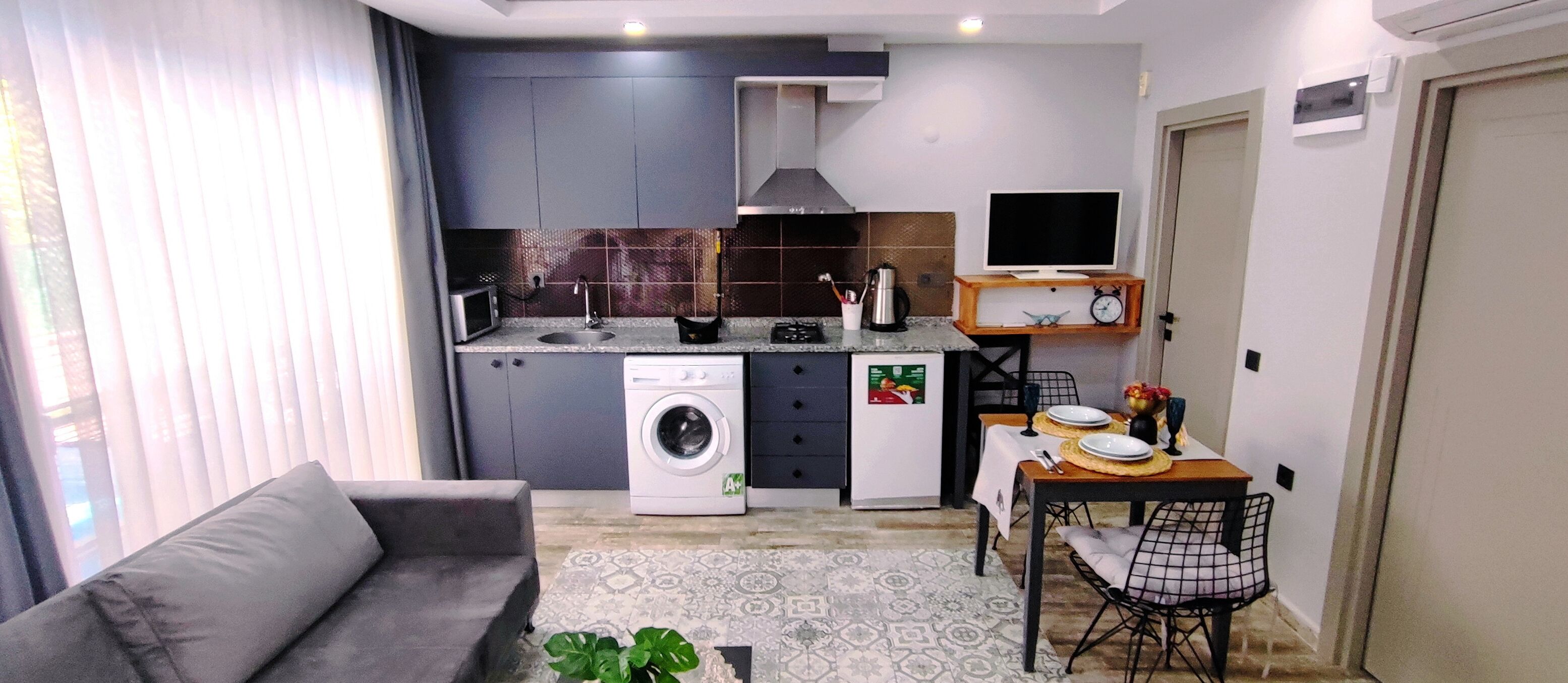 lux suite, 1 one bedroom apartment | premium bedding, in-room safe, desk, soundproofing