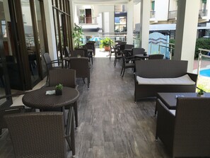 Porch - Hotel Excelsior (Cattolica)