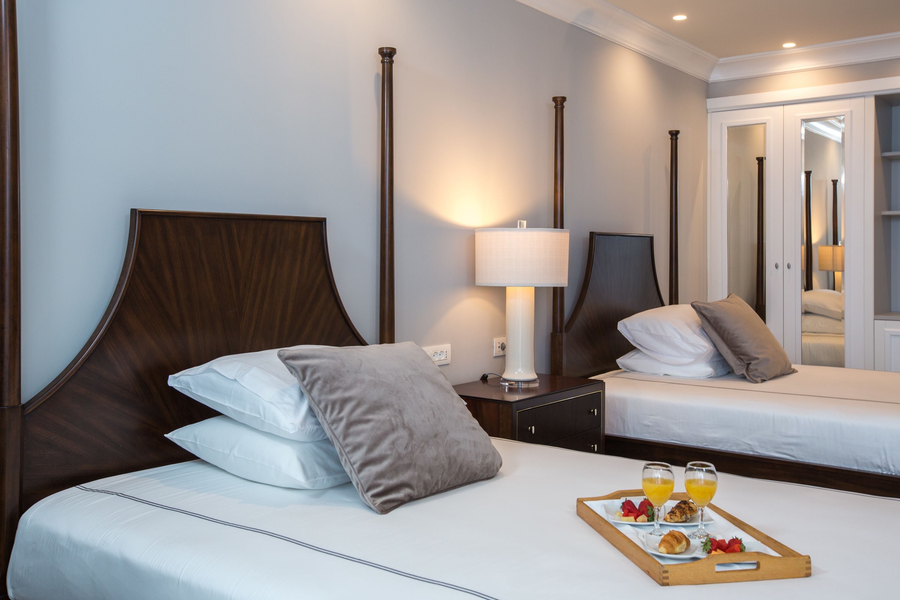 deluxe room, balcony | 1 bedroom, hypo-allergenic bedding, minibar, in-room safe