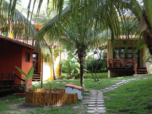 Property grounds - Vila Sofia chalès (Cairu)