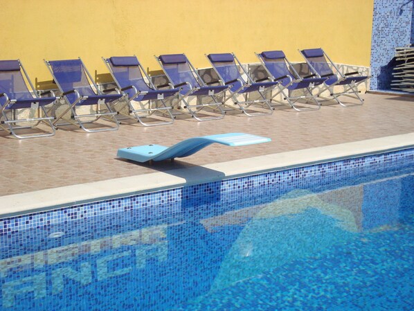 Seasonal outdoor pool