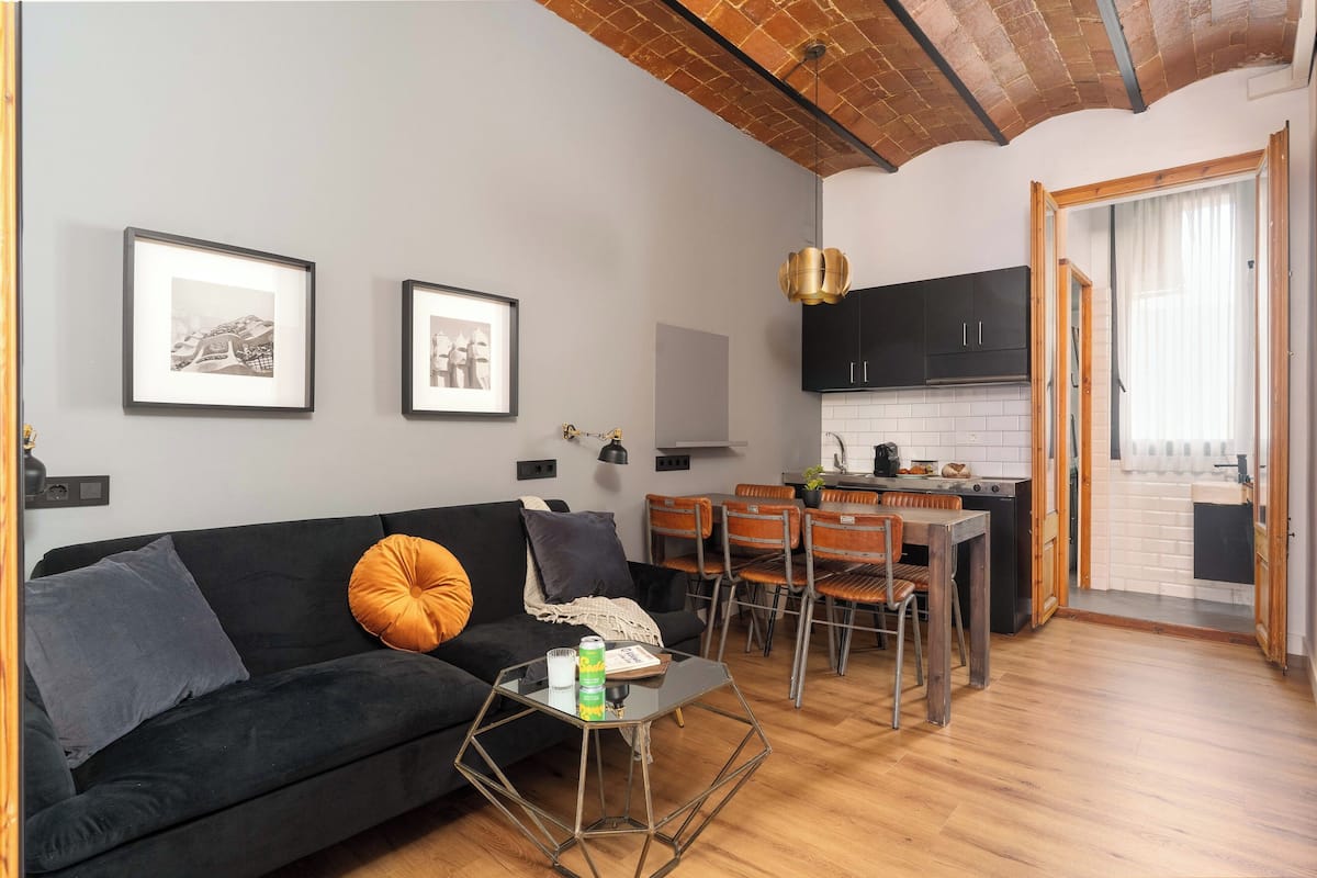Apartment, 2 Bedrooms, Balcony | Living area | Smart TV