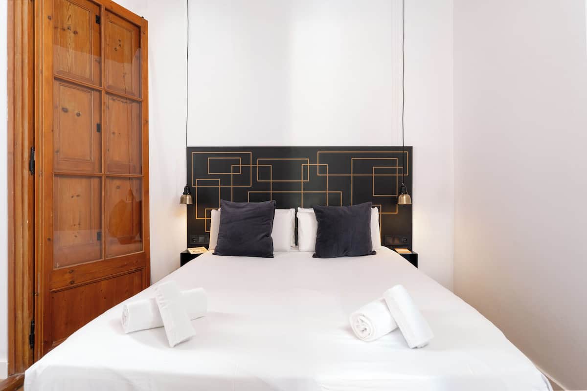 Apartment, 1 Bedroom, Balcony | In-room safe, individually decorated, individually furnished