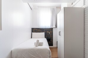 Duplex, 3 Bedrooms | In-room safe, individually decorated, individually furnished - La Mare by The Streets (Barcelona)
