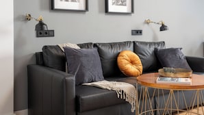 Departamento, 1 habitación, balcón | Área de sala de estar
