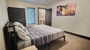 Kamar | Meja kerja dan Wi-Fi gratis