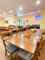 Desayuno continental incluido todos los días 