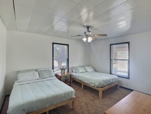 独立别墅 | 办公桌、免费 WiFi